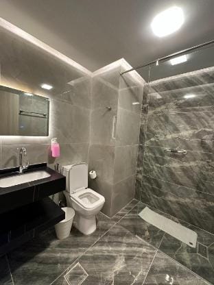 Charming Amman Apartment with Modern Ameniti Apartment in Africa