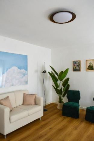 Prosecco Escape: Stylish Room in Cison Vacation rental in Trentino-South Tyrol