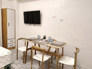 Cozy Stay w/ Pool & Gym Access (JC Cozy Living U2) Vacation rental in Central Visayas