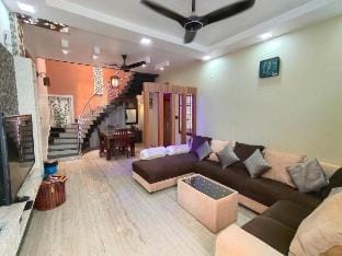 luxurious 3 Bedroom Pvt Villa Vacation rental in Bengaluru