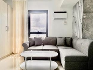 A Studio: Heart of Mandaue Steps from SM JMall Vacation rental in Lapu-Lapu City