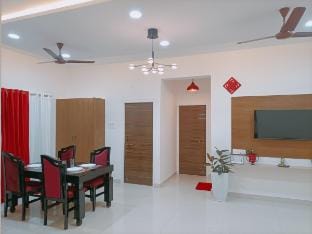 Casa Verde - 2BHK,Near US Embassy, Gachibowli Vacation rental in Hyderabad