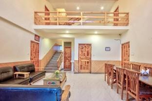 The Applewood Cottage-2BR(FF) |Manali by Homeyhuts Vacation rental in Himachal Pradesh