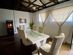 Arcade Art Loft Deluxe Room2 Vacation rental in Johannesburg