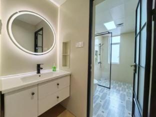 小笨象|珠海拱北口岸旁4房大平层 Apartment in Guangdong
