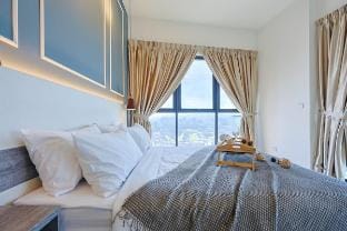 Luxurious TRX Corner Dual Balconies + 2 Bedrooms Vacation rental in Federal Territory of Kuala Lumpur