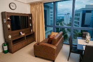 Cozy & Spacious 1BR with Balcony Apartment in Lapu-Lapu City