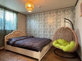 StayHOYA 명덕역 3분｜대구중심｜13시 퇴실｜무료주차｜9·10월 할로윈 컨셉 Vacation rental in Daegu