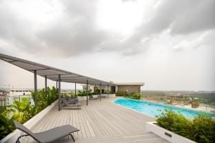 RT PROPERTIES AT LOXWOOD HOUSE  Villa in Accra