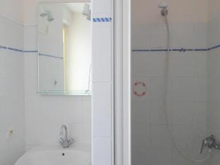 Stone House by Les Godelins Beach, Goelo Coast Vacation rental in Étables-sur-Mer