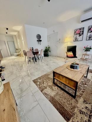 best location on Mahane Yehuda Jerusalem Vacation rental in Jerusalem