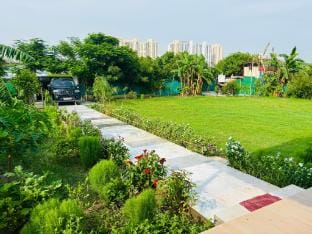 DEO FARMS  Farm Stay in Noida
