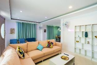 *Renovated 3BR Pool Villa Near Top Beaches V228 Vacation rental in Ko Samui