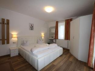 Chalet in Fugen near Spieljochbahn Lift Vacation rental in Uderns