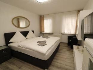 Apartment in Essen with Balcony  Garden Apartment in Essen