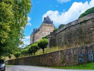 Charming Holiday Home with Private Pool Vacation rental in Nouvelle-Aquitaine