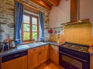 Elegant Villa on Historic Domaine Vacation rental in Nouvelle-Aquitaine