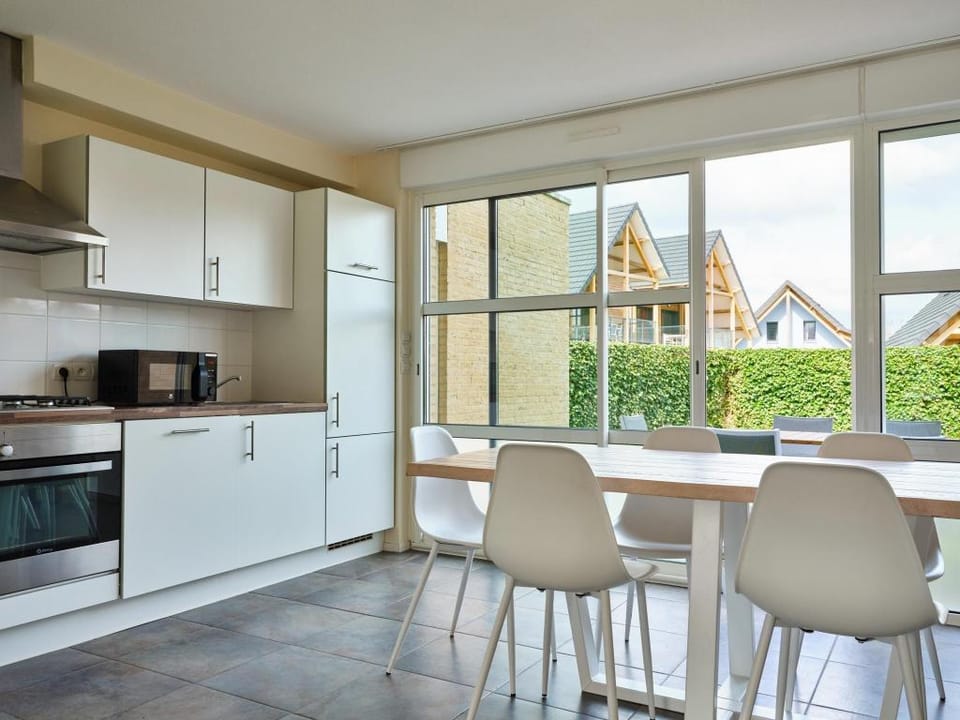 Comfortable Retreat by the Sea Villa in Berck