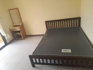 离粉线轻轨Minburi 市场100米公寓可做饭健身短租或长租 Vacation rental in Bangkok
