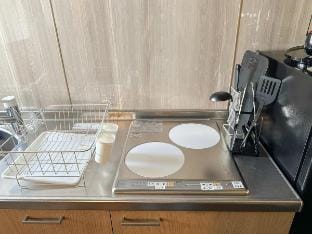 Modern Samurai Retreat｜Kikuna Sta 1min｜Sleeps 12 Vacation rental in Yokohama