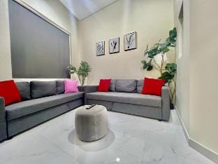 Karama Palace Home  Vacation rental in Dubai