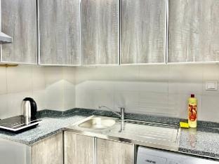 1 min to ADCB metro. New home Vacation rental in Dubai