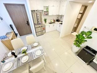 Luxury Apartment 3Br- River View, Near Dist 1,Pool Vacation rental in Ho Chi Minh City