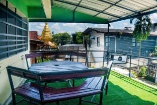 Satop travelers guesthouse Vacation rental in Chiang Mai
