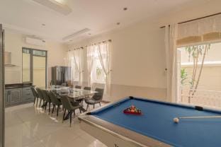 Luxury 5-Bedroom Villa with Space for 10 Guests Vacation rental in Ho Chi Minh City