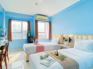 Blue Accent Studio at Elvis Tower Apt By Travelio Apartment in West Java