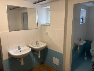 Sleep & Go Velké Popovice - Quadruple Room Vacation rental in Czechia