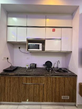 Zoom: The Luxury Studio Vacation rental in Noida