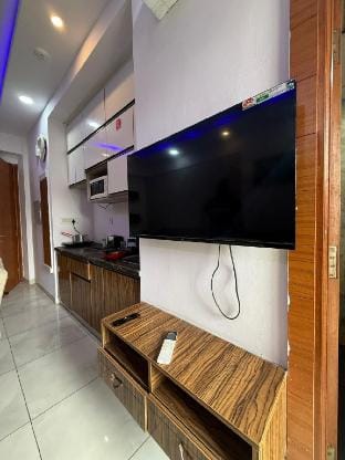 Zoom: The Luxury Studio Vacation rental in Noida