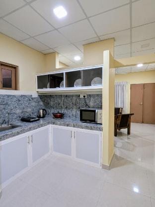 Ocean Breeze Retreat – Coastal Getaway in Colombo Vacation rental in Colombo