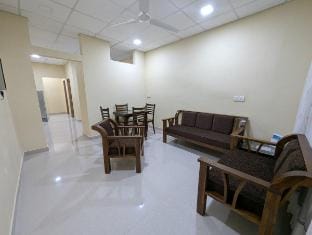 Ocean Breeze Retreat – Coastal Getaway in Colombo Vacation rental in Colombo