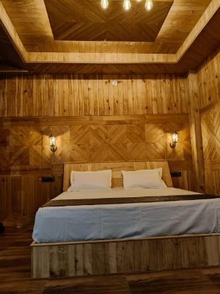 Glass House by Himalayan Cedar Nest Chalet in Himachal Pradesh