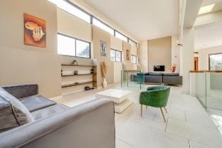 Modern guest suite - Wi-Fi, Pool, Fireplace Vacation rental in Johannesburg