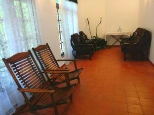 Lalie Guest House - Standard Room Vacation rental in Hikkaduwa