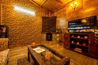 Barlow Ganj Houses Vacation rental in Uttarakhand