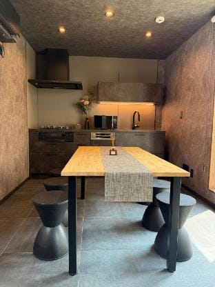 New! Built in 2025/Near ROPPONGI Hills/ Duplex Vacation rental in Kanagawa Prefecture