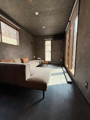 New! Built in 2025/Near ROPPONGI Hills/ Duplex Vacation rental in Kanagawa Prefecture
