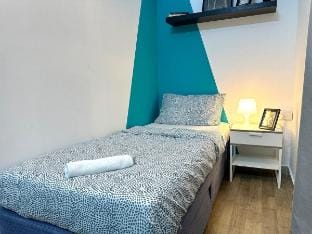 Best view Partition Room with Balcony in Tecom Apartment in Dubai