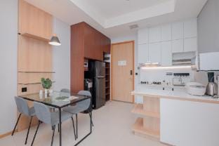Modern Furnished 2BR at Samara Suites By Travelio Apartment in South Jakarta City