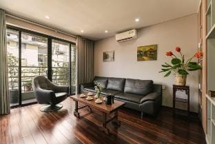 3BR Luxury/Center Old quarter/Art house/Elevator Vacation rental in Hanoi