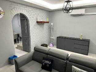 Cozy 3BR Double Storey Homestay Vacation rental in Kuching