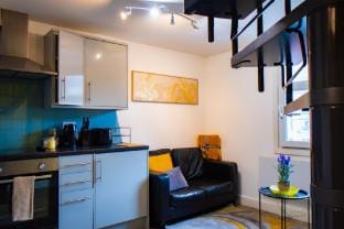 Firdaus Central Apartments Apartment in Huddersfield