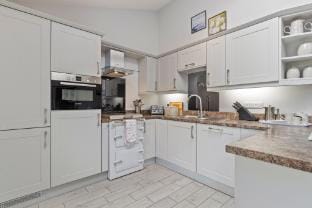 Willow at Gorslwyd - Sound Retreat Vacation rental in Penbryn