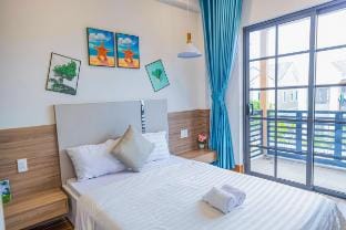 Biệt thự 3 phòng ngủ sân vườn Hương Villa  Villa in Phan Thiet