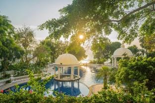 Large 1 BR Beachfront Vacation rental in Pattaya City