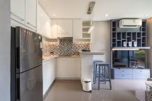 *1BR Suite w/ Rooftop Pool | 1km to Beach C223 Apartment in Kamala